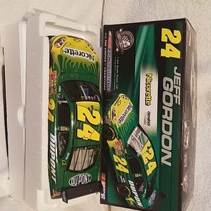 Jeff Gordon Diecast Car 2008